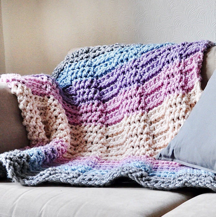 knit look crochet throw blanket free crochet pattern by Hannah Cross