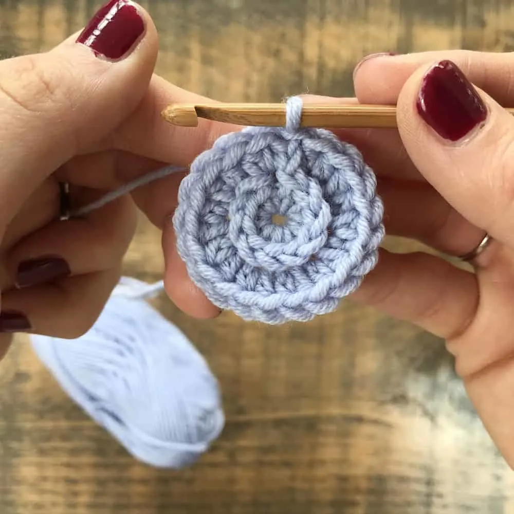 asketweave beanie hats free crochet pattern