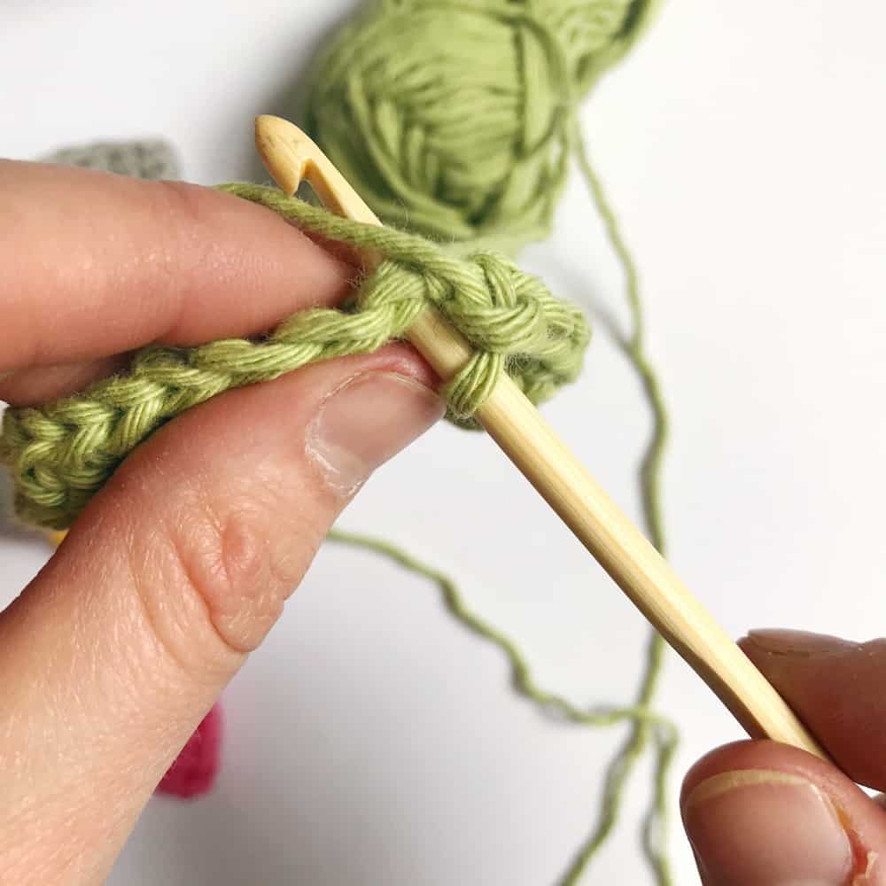 The Waistcoat Stitch Bow Tie – Free Crochet Pattern and Stitch Tutorial