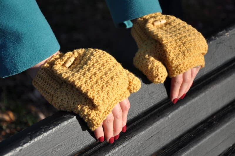 The Mustard Mitts – Free Crochet Pattern