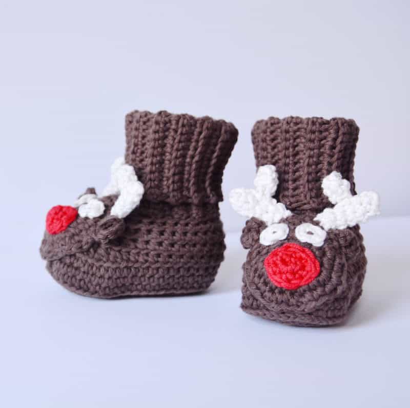 Reindeer Crochet Baby Booties – Free Crochet Pattern