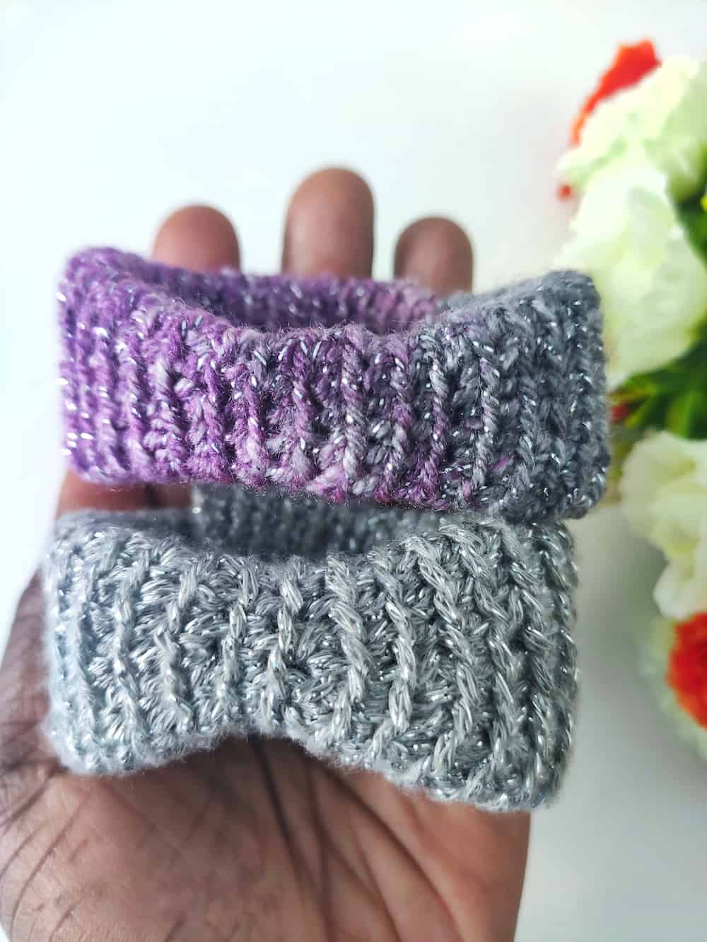 Quick Puff Stitch Crochet Mittens - A free crochet pattern