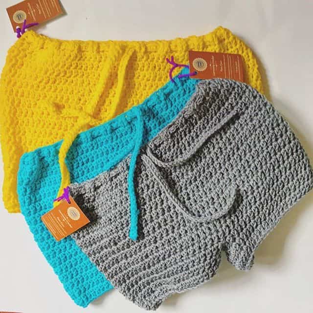 Summer crochet shorts, a free crochet hot pants pattern.