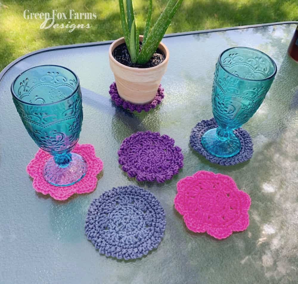 sweet stripe crochet coasters, a free pattern