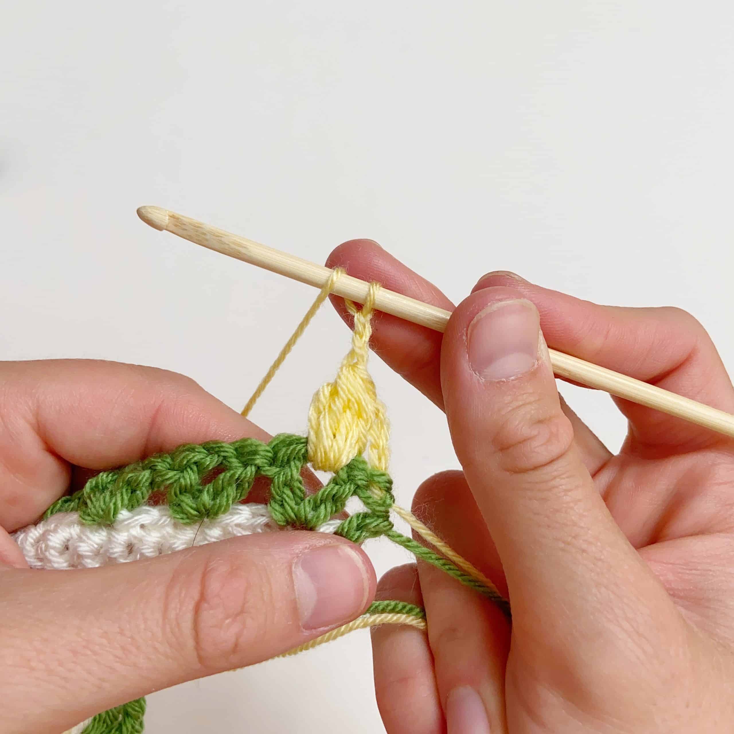 4 treble cluster crochet stitch