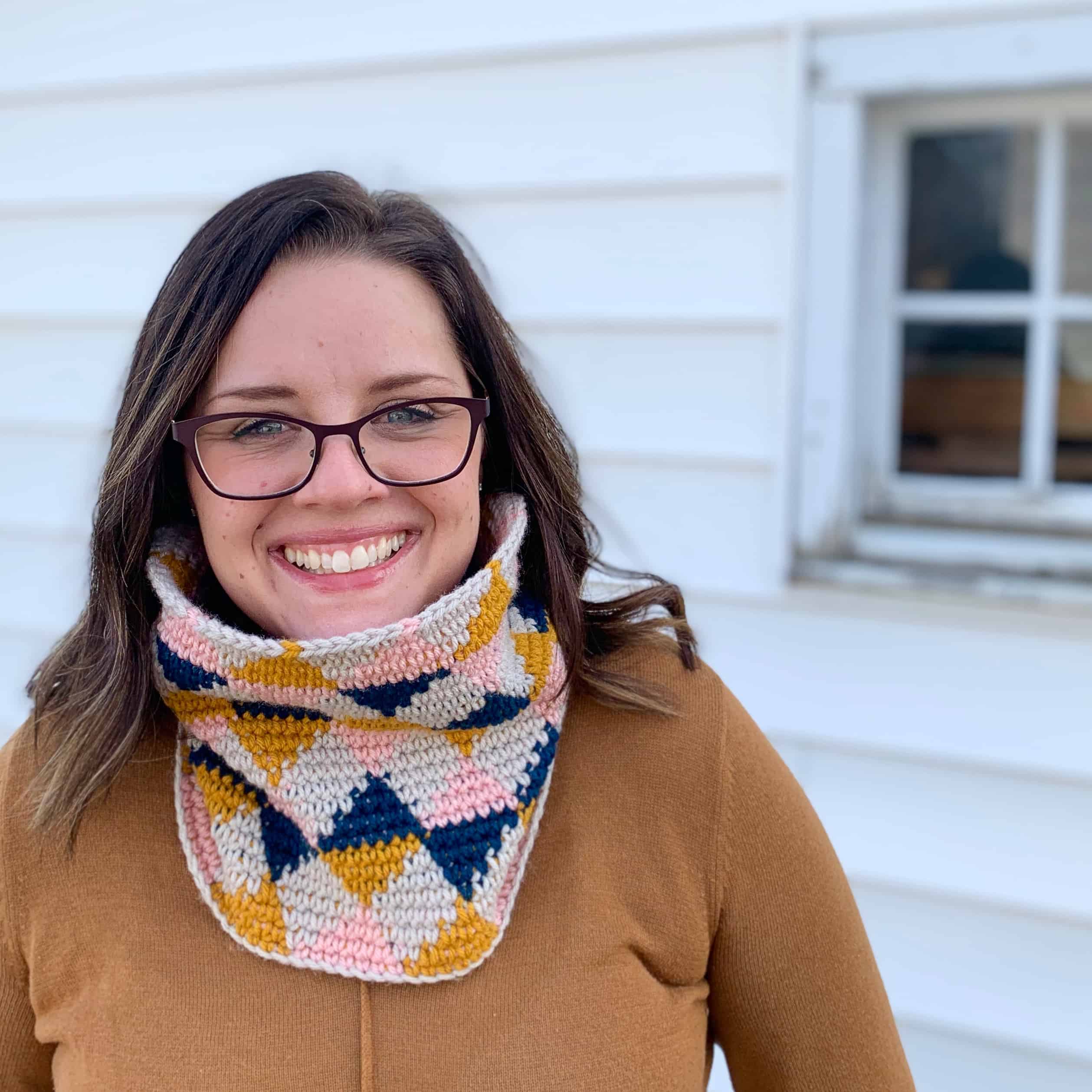 8 Crochet Cowl Patterns for Cool Weather