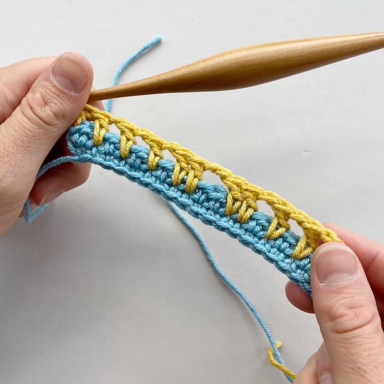 Double Crochet Moss Stitch Step 8