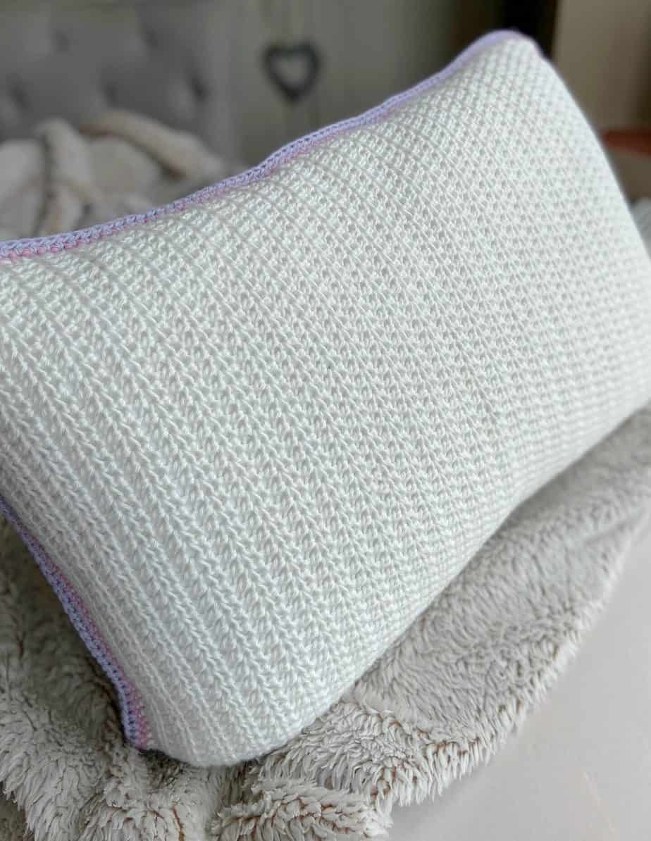 Hip Granny Pillow Crochet Pattern – YarnYAY!