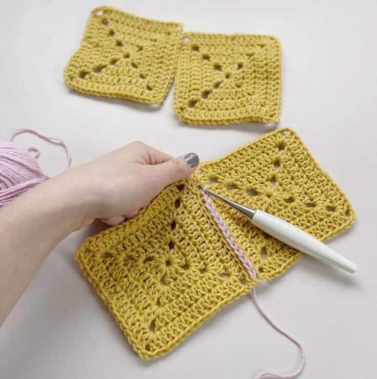 Joining Crochet Squares 3 Easy Ways Single, Flat and Slip Stitch