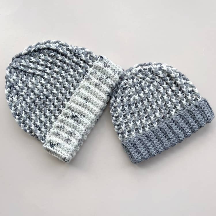 chunky crochet hat pattern in grey and white