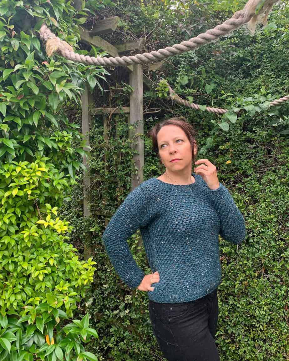 simple beginner crochet sweater in green