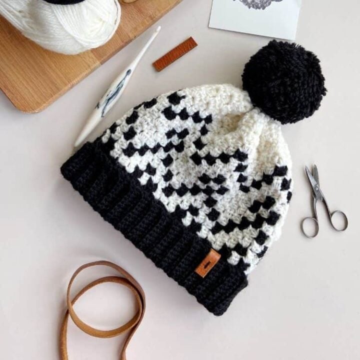 corner to corner crochet hat with pom pom bobble