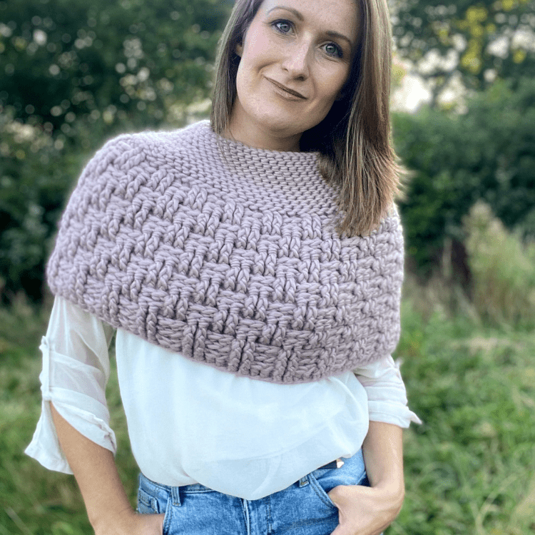 Seamless Basketweave Stitch Crochet Capelet Pattern