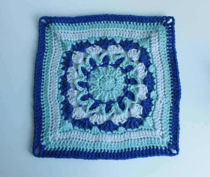 Does anyone know how to make this diagonal heart granny square? :  r/crochetpatterns