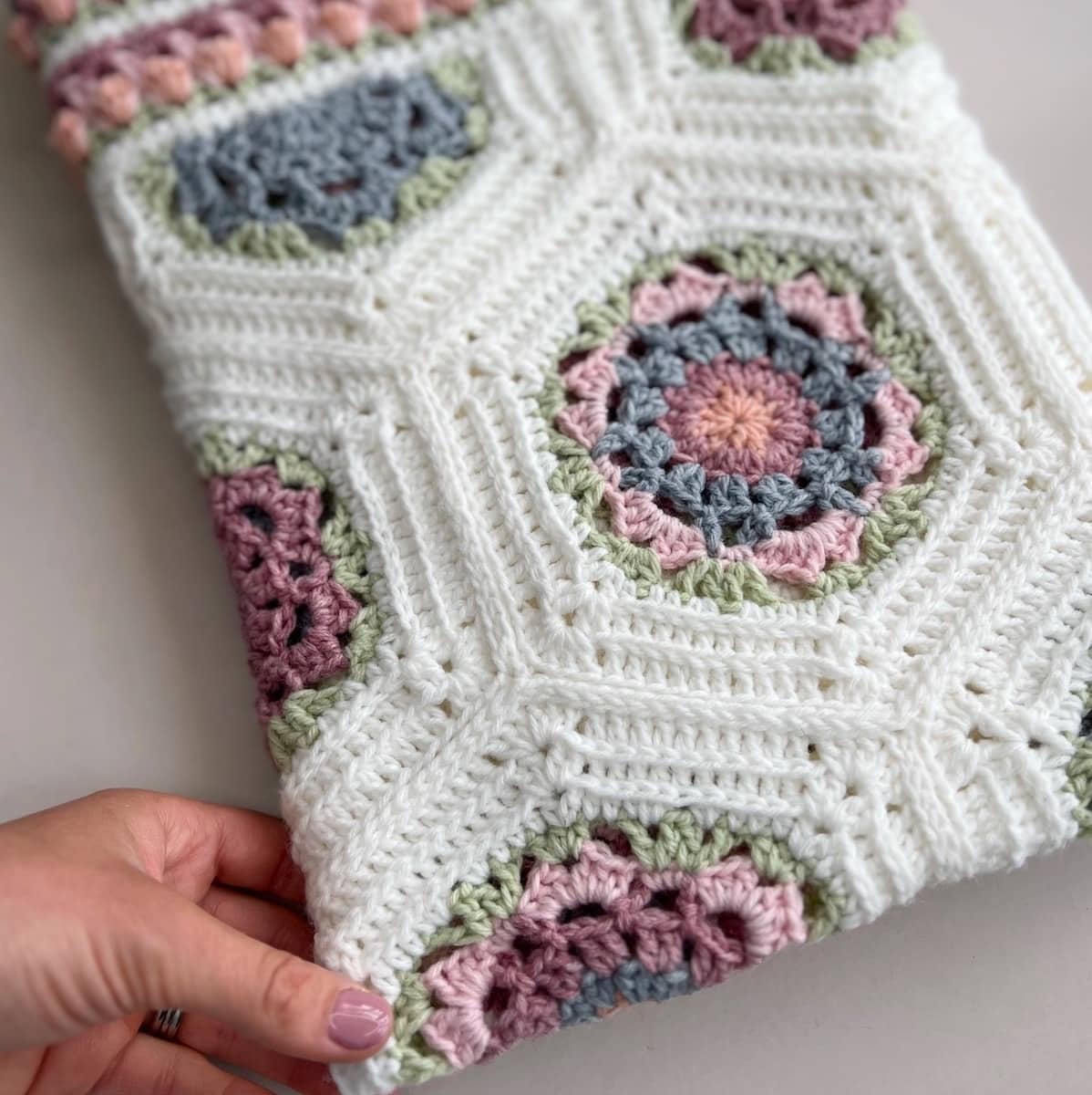 Diamond Overlay Mosaic Crochet Blanket Pattern